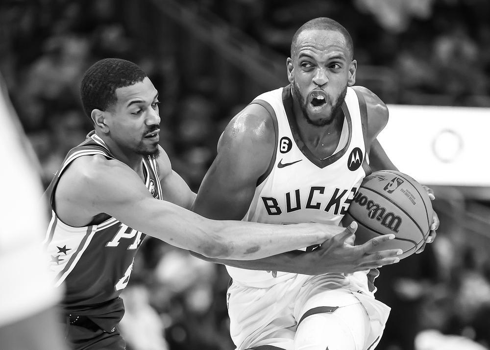 雄鹿B队碾压76人，拉塞尔打破历史纪录的简单介绍