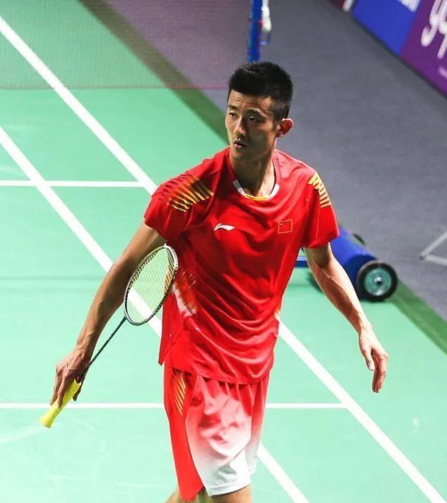 关于中国羽毛球队绝地反击韩国羽毛球队，谌龙惊艳世界的信息