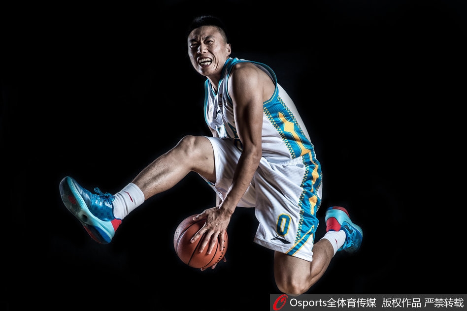 浙江队险胜福建队，戈贝尔高光表现的简单介绍