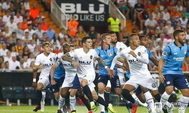 包含瓦伦西亚连续不胜，陷入保级区的词条