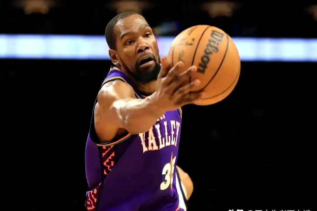 勇士翻盘尼克斯，杜兰特惊艳四座