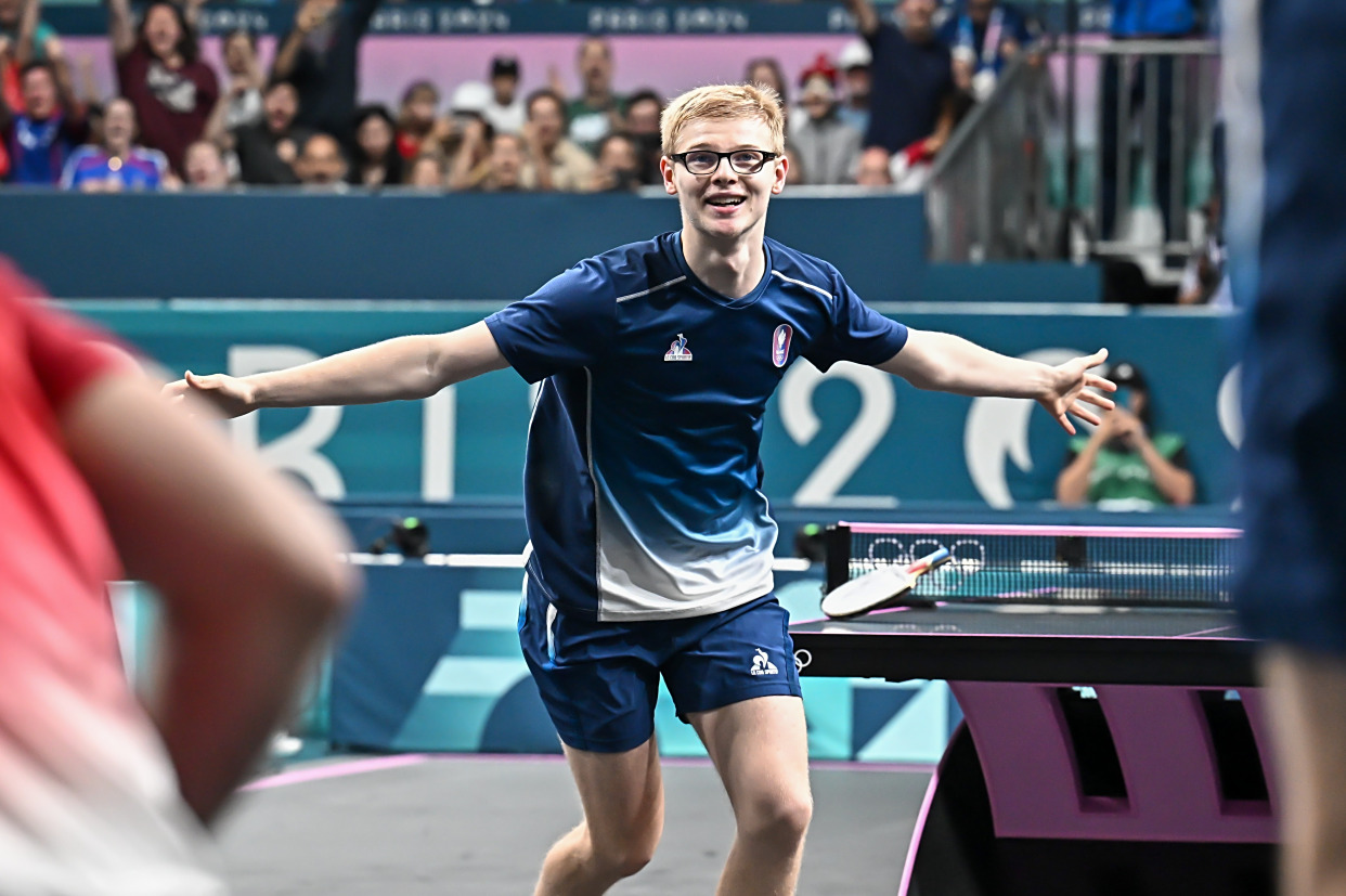 法国乒乓球队完胜英国乒乓球队,奥恰洛夫爆发神勇的简单介绍 法国乒乓球队完胜英国乒乓球队,奥恰洛夫爆发神勇的简单介绍