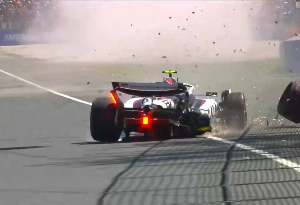 哈斯车队横扫红牛车队,汉密尔顿点燃赛场的简单介绍 哈斯车队横扫红牛车队,汉密尔顿点燃赛场的简单介绍