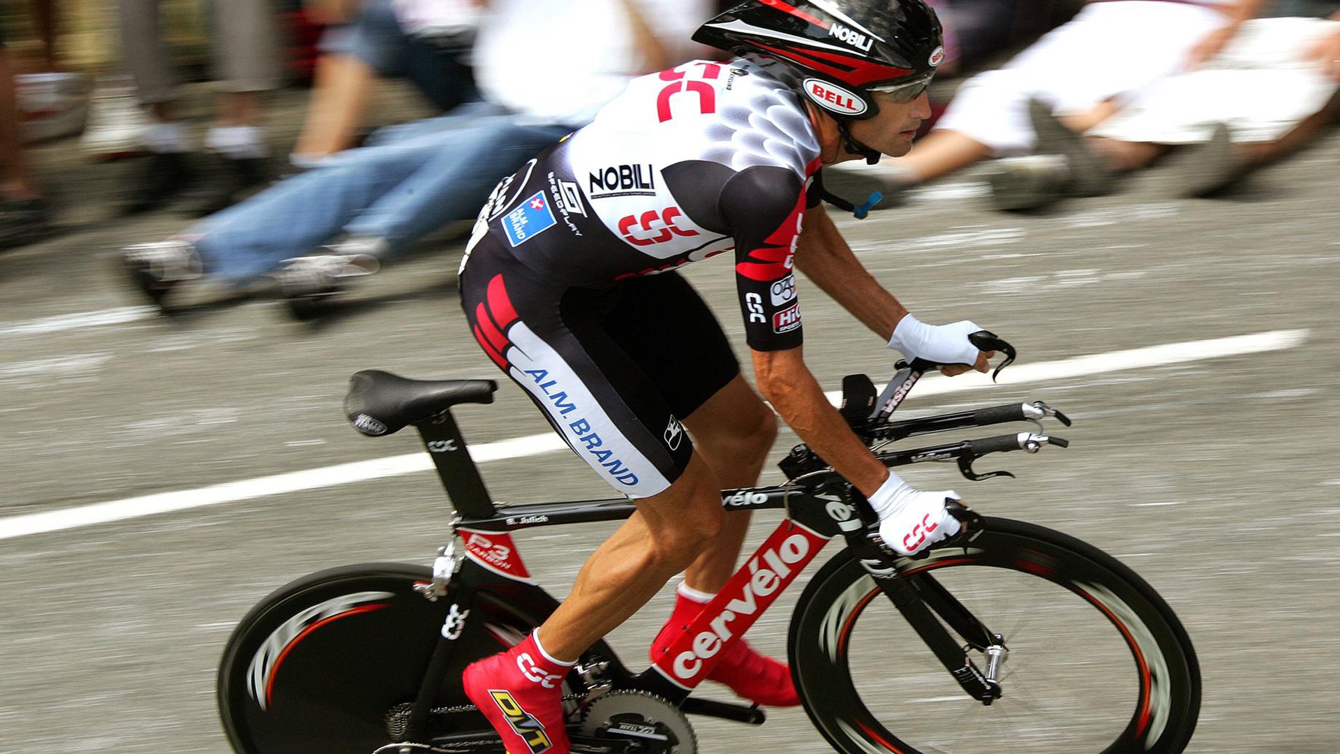 空中华尔兹,拉文在总决赛之夜刷新纪录的传奇