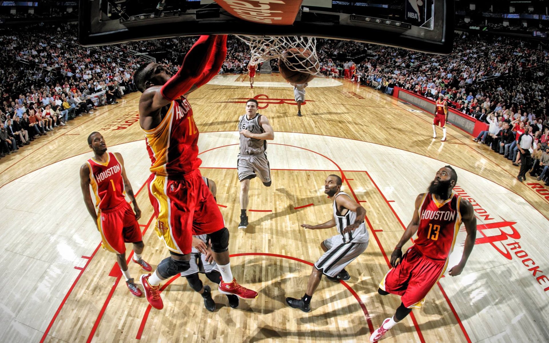 永恒的瞬间,当太阳带走掘金,克莱在NBA总决赛接管比赛